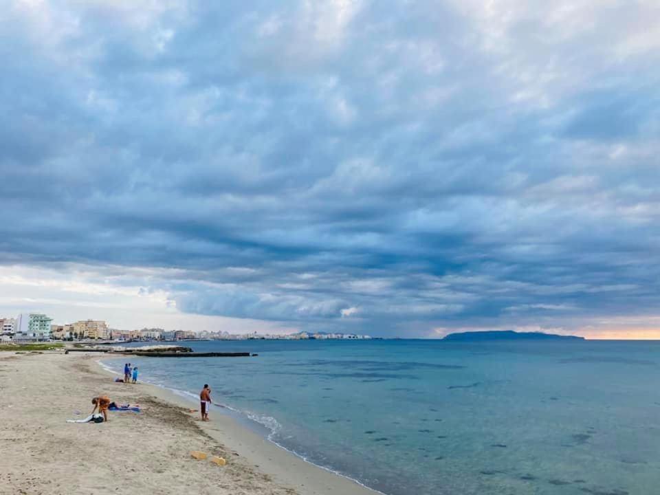 La Dimora Di Clara Villa Trapani Buitenkant foto
